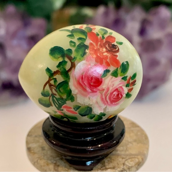 Vintage Hand Painted Green Jade Egg w Flowers Bird & Pink Roses Wood Stand 1.5" - Picture 8 of 12